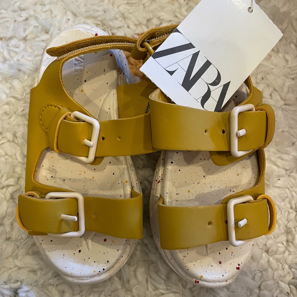 Zara Baby sandals - size 6.5 - NWT